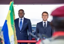 Gabon : À Libreville, Macron réaffirme l’autorité de la France à Oligui Nguéma